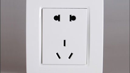 開關(guān)插板選購指南 如何平衡實用性與空間占用